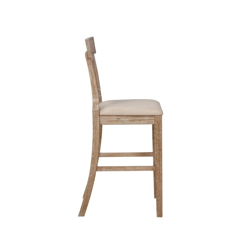 Handgefertigter Barhocker aus Rattan im Landhausstil