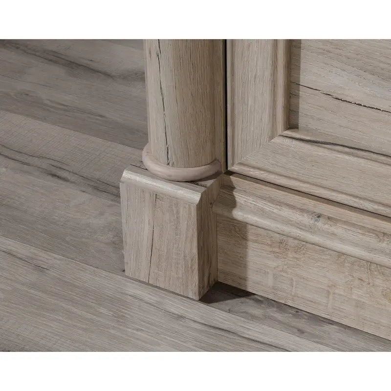 Schreibtisch aus Holz mit Aufbewahrungsschubladen